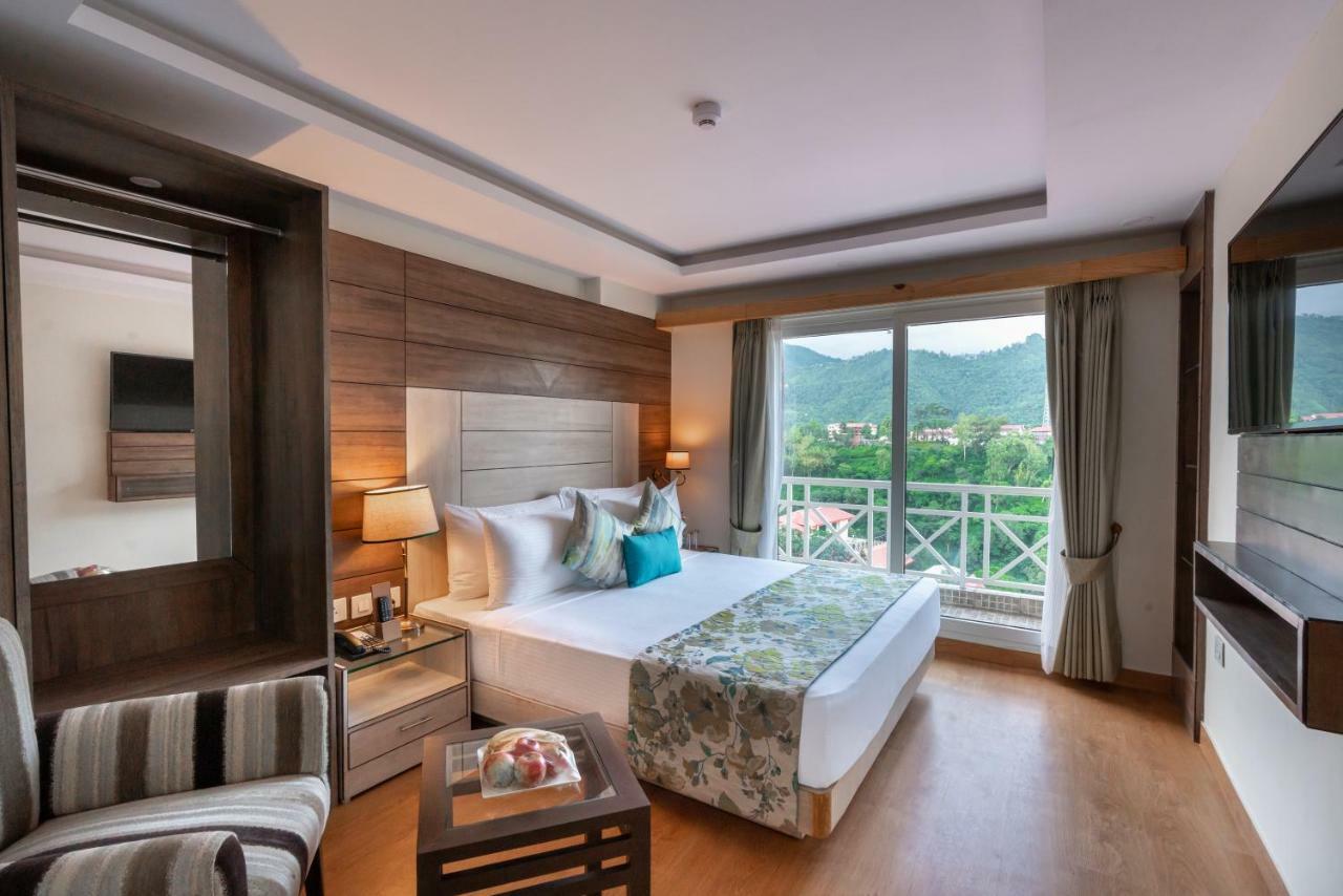 ซิกเน็ต รีสอร์ต เมาน์เท็น บรีซ Hotel ไนนิตัล ภายนอก รูปภาพ